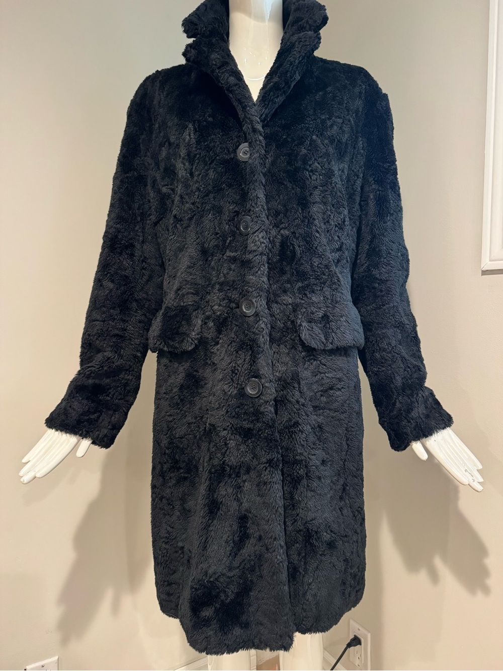 Steilmann Studio Black Faux Fur Plush Coat Women’s Size M Elegant Winter